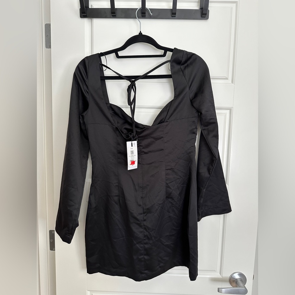 *3/$25* Dynamite Tie Back Dress - Picture 2 of 3